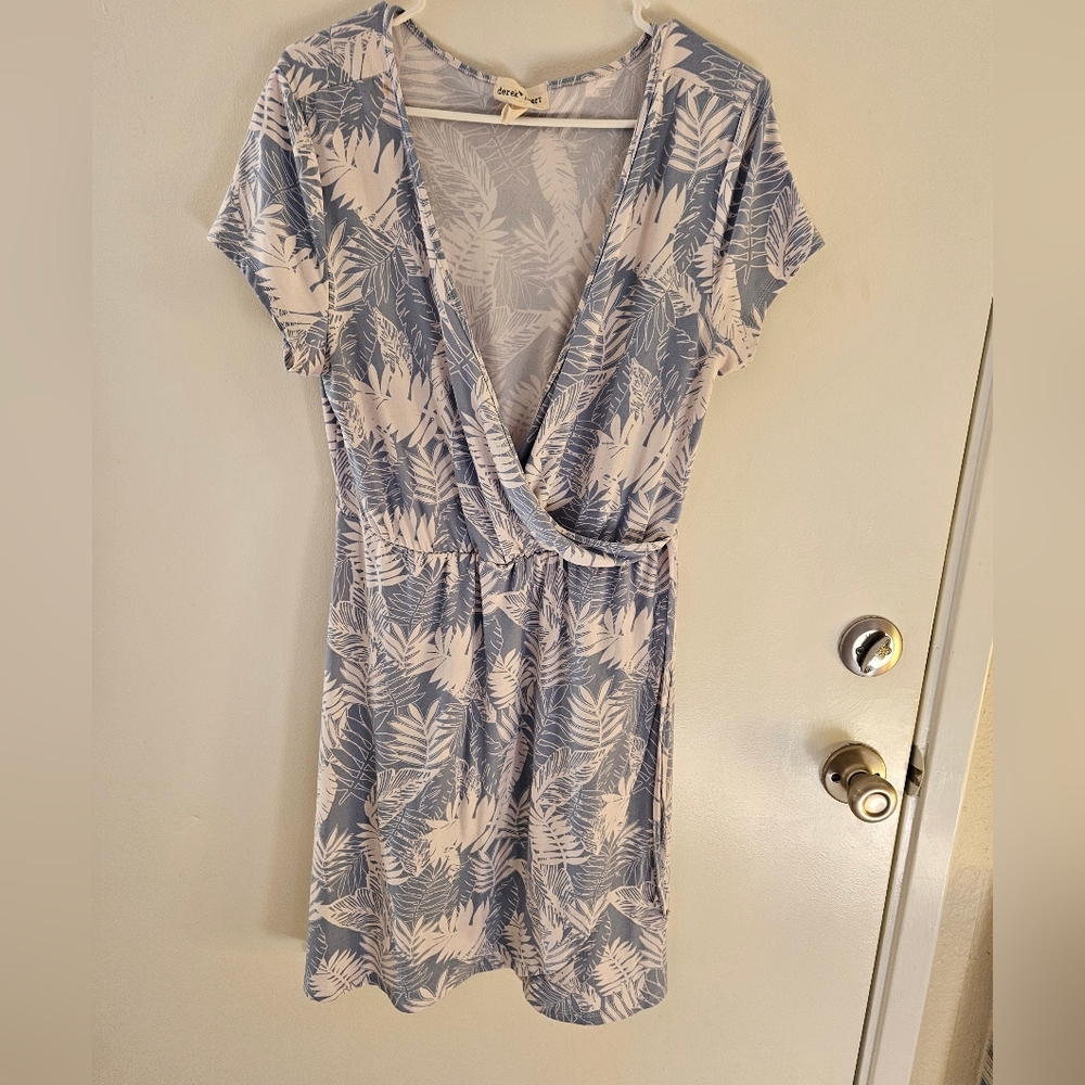 Blue and White Leaf Print Dress Vacation